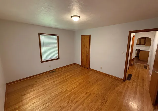 $240,000 | 701 North Meridian Street, Washington, IN 47501