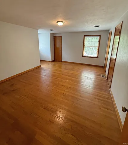 $240,000 | 701 North Meridian Street, Washington, IN 47501