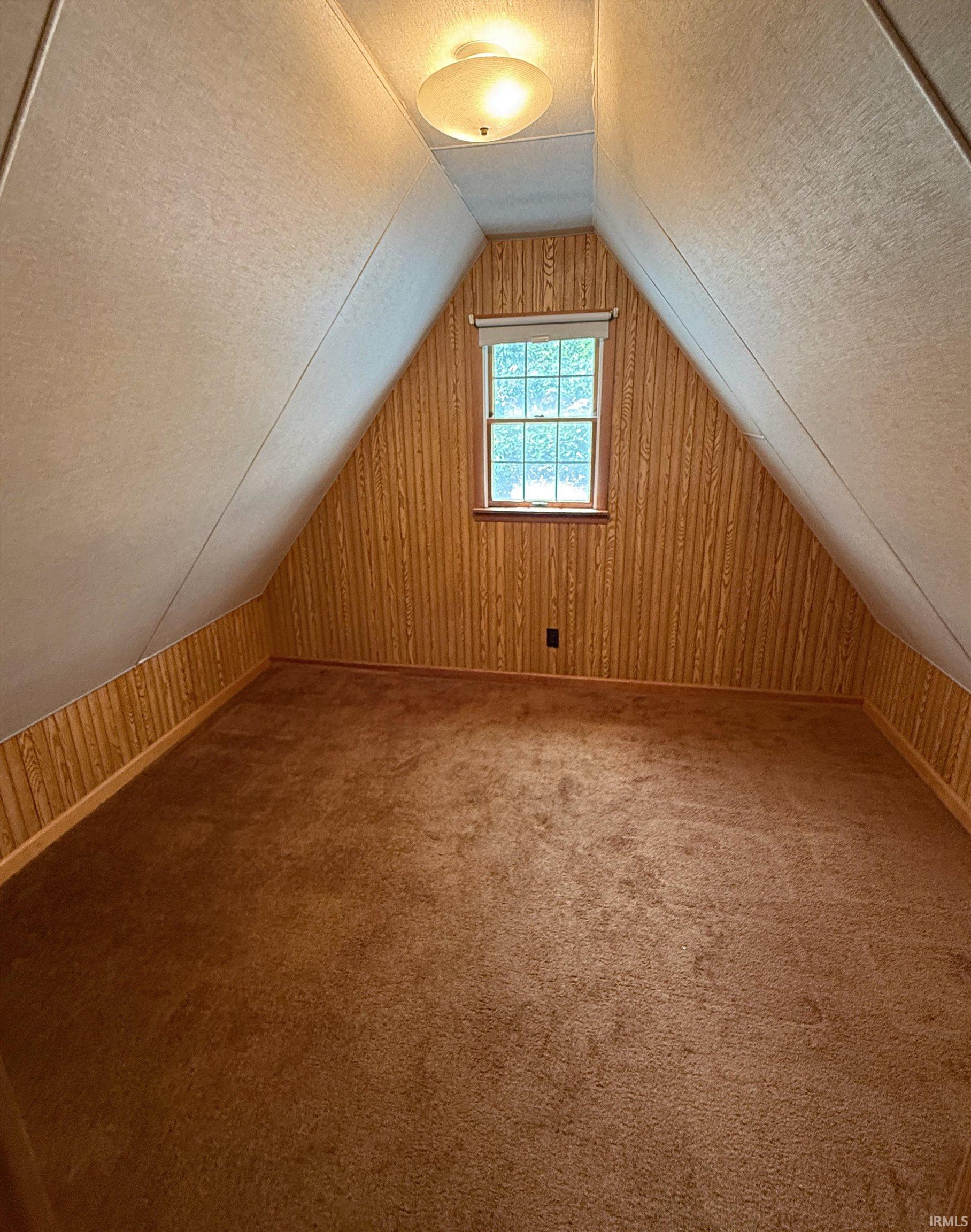 701 North Meridian Street Washington, IN 47501 - Photo 27 of 36