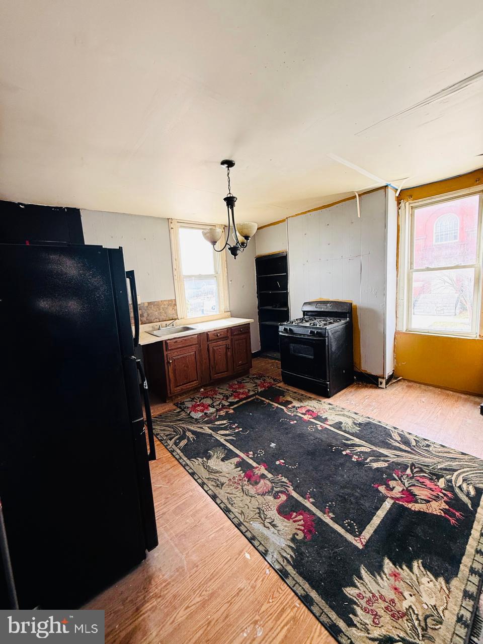 2145 Walbrook Avenue Baltimore, MD 21217 - Photo 5 of 25