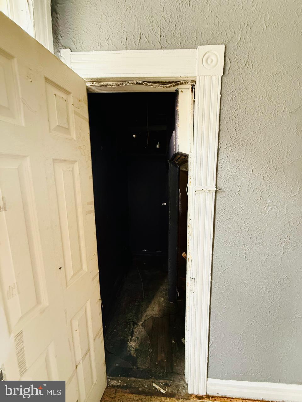 2145 Walbrook Avenue Baltimore, MD 21217 - Photo 10 of 25