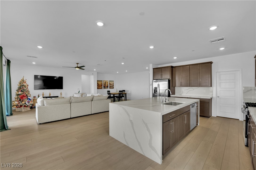 1564 Ravello Mountain Henderson, NV 89011 - Photo 11 of 46