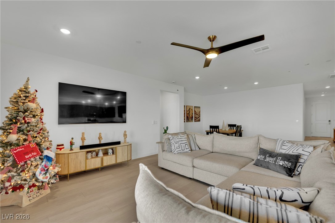 1564 Ravello Mountain Henderson, NV 89011 - Photo 6 of 46