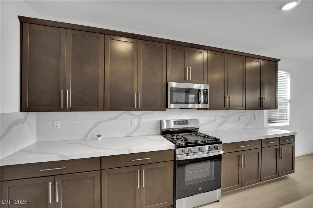 1564 Ravello Mountain Henderson, NV 89011 - Photo 9 of 46