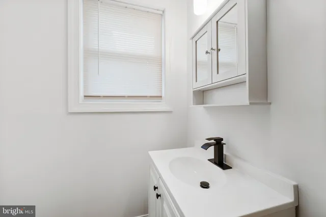 $314,900 | 324 Elm Avenue, Oaklyn, NJ 08107