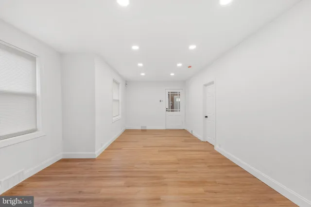 $314,900 | 324 Elm Avenue, Oaklyn, NJ 08107