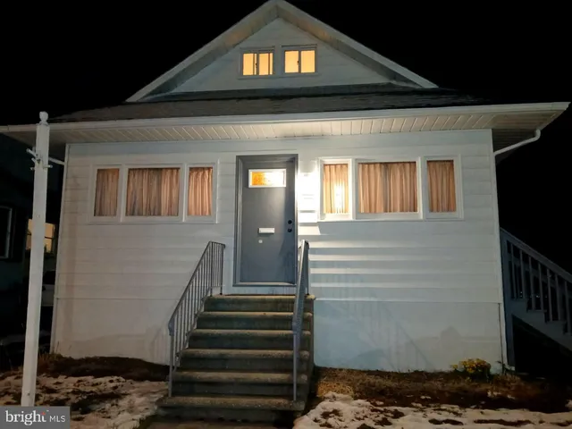 $314,900 | 324 Elm Avenue, Oaklyn, NJ 08107