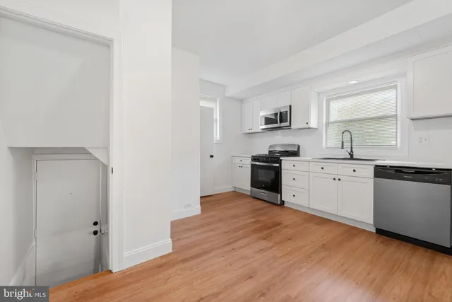 $314,900 | 324 Elm Avenue, Oaklyn, NJ 08107