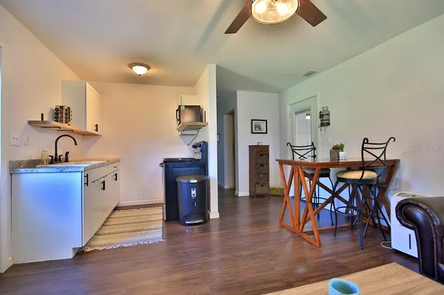 $1,695,000 | 21051 Southeast 42nd Street, Morriston, FL 32668