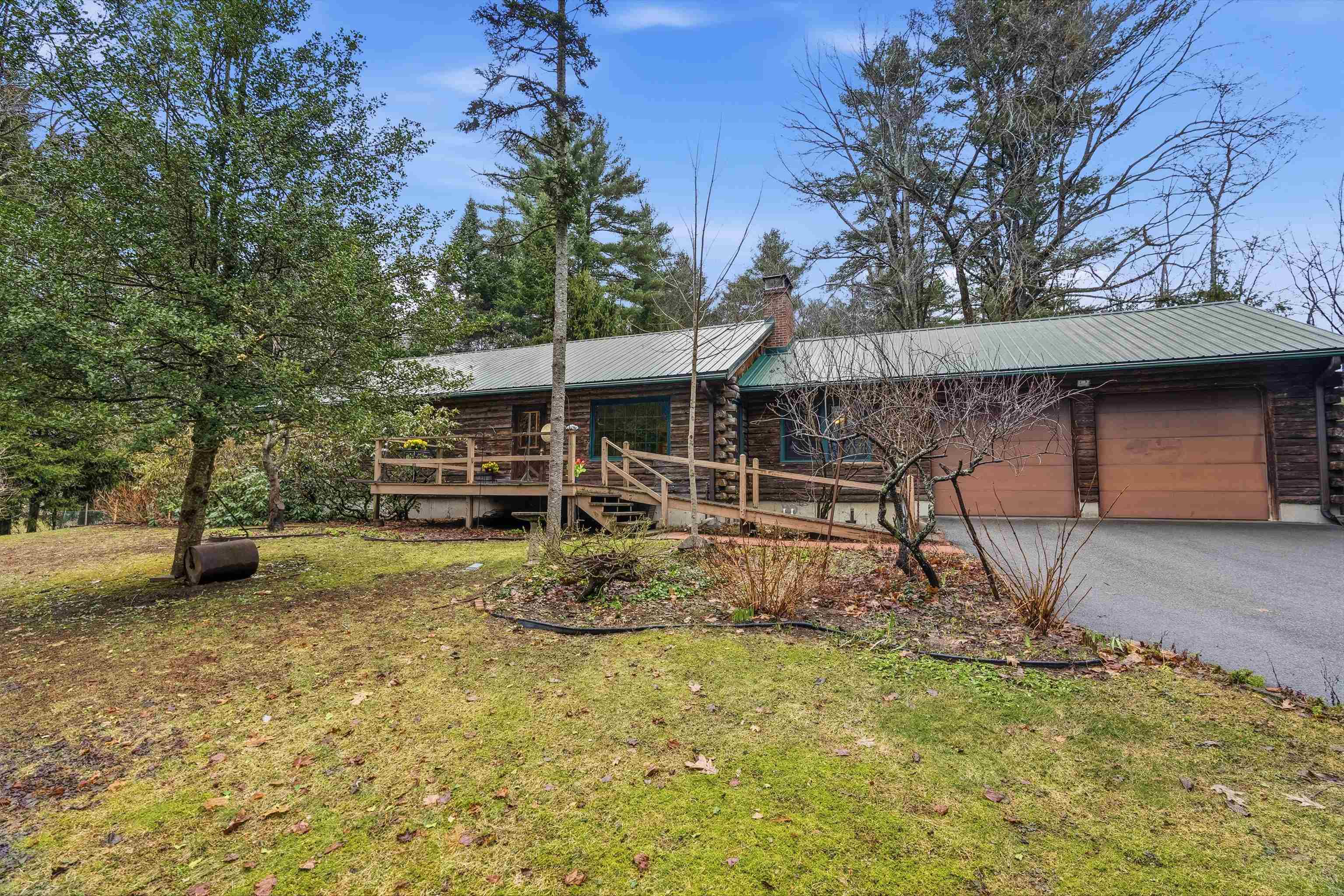 171 Crawley Falls Road Brentwood, NH 03833 - Photo 2 of 29