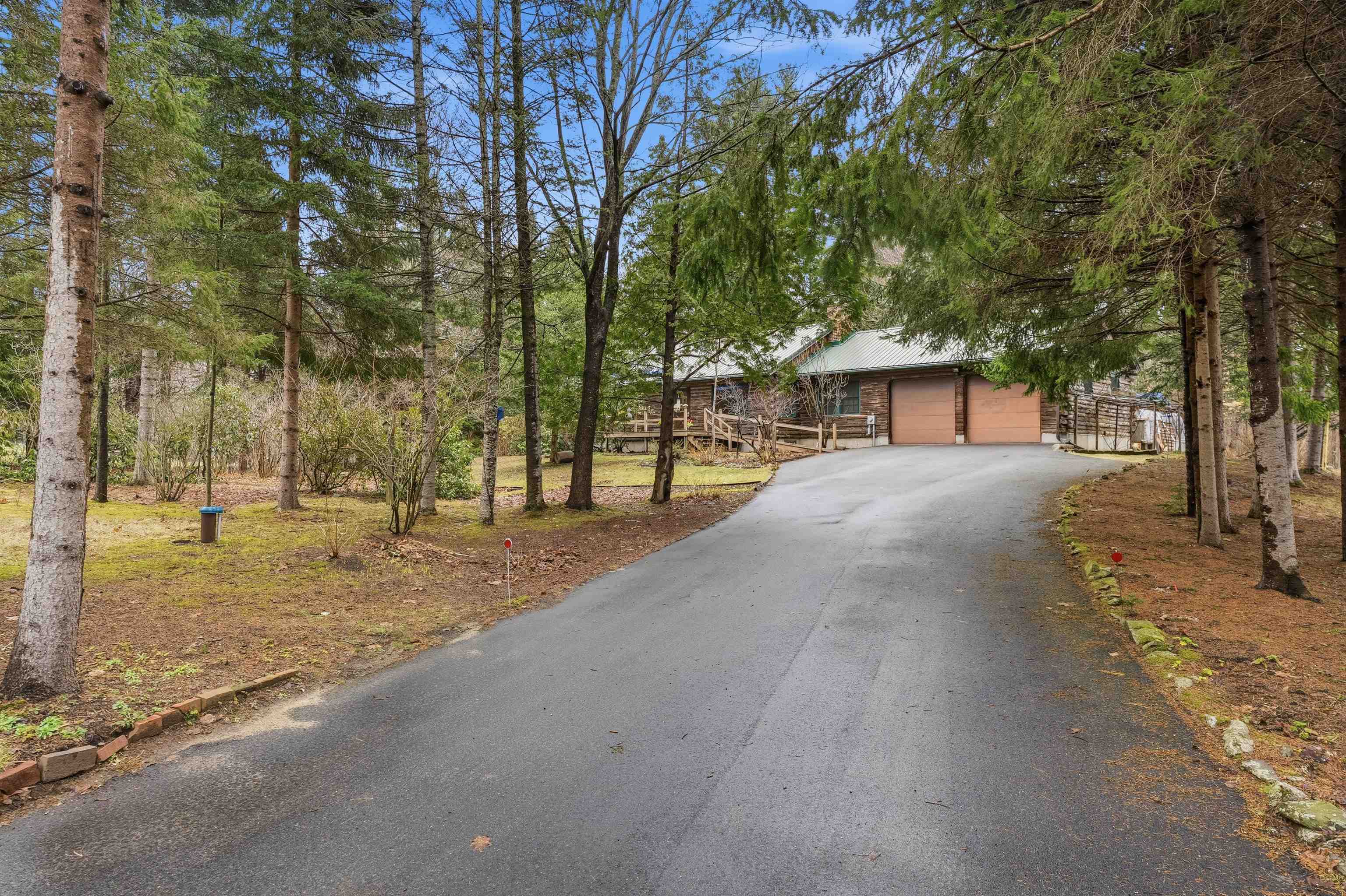 171 Crawley Falls Road Brentwood, NH 03833 - Photo 4 of 29