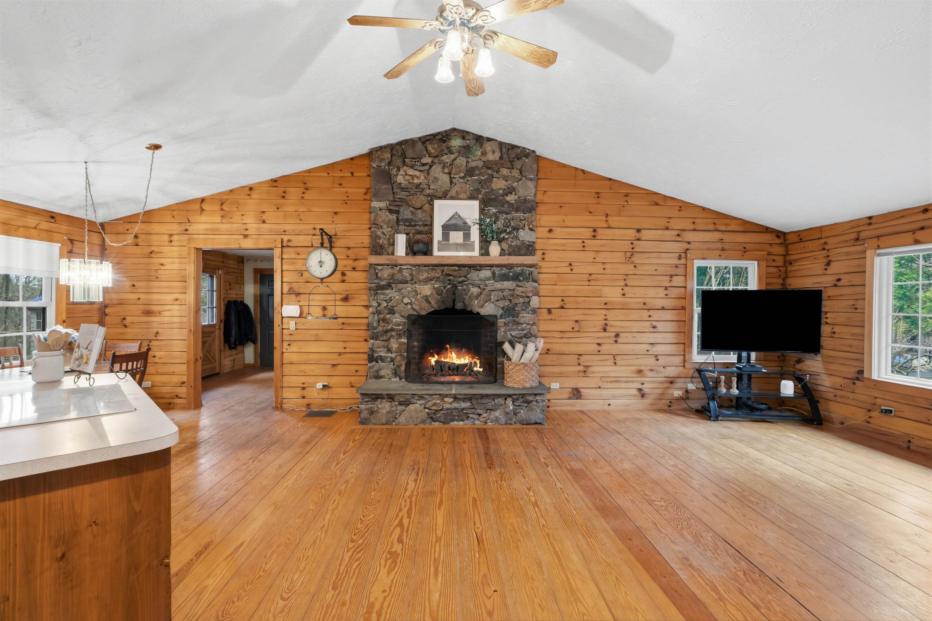171 Crawley Falls Road Brentwood, NH 03833 - Photo 9 of 29