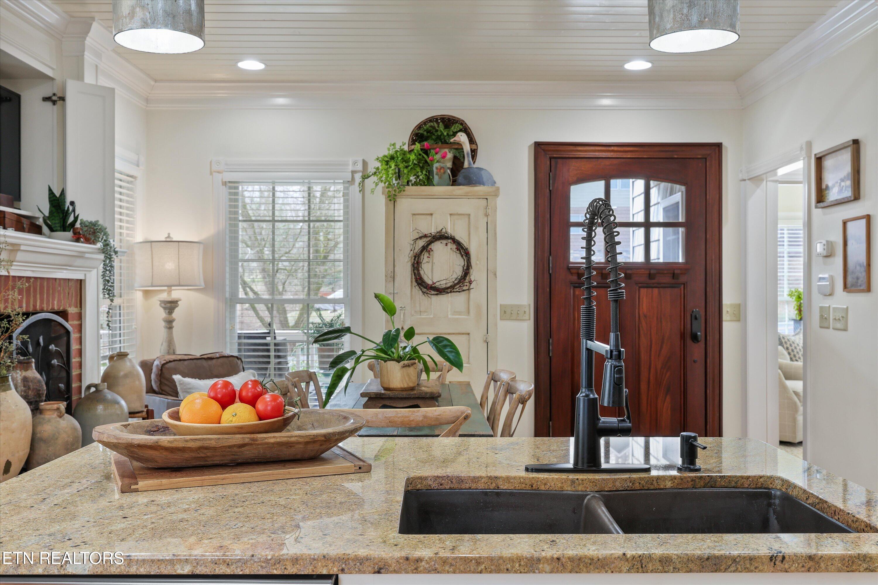 21 East Norris Road Norris, TN 37828 - Photo 14 of 40 KITCHEN