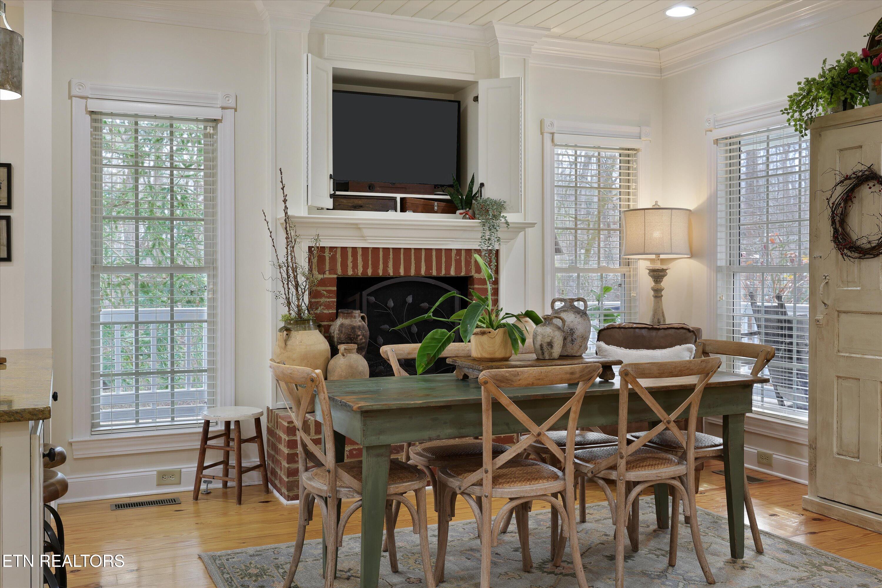 21 East Norris Road Norris, TN 37828 - Photo 10 of 40 DINING