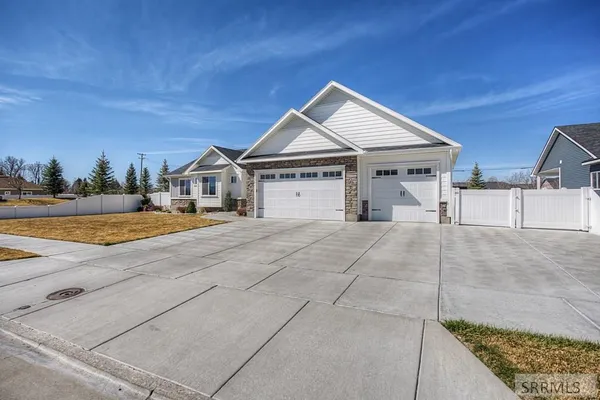 $745,000 | 6136 Glade Circle, Idaho Falls, ID 83404