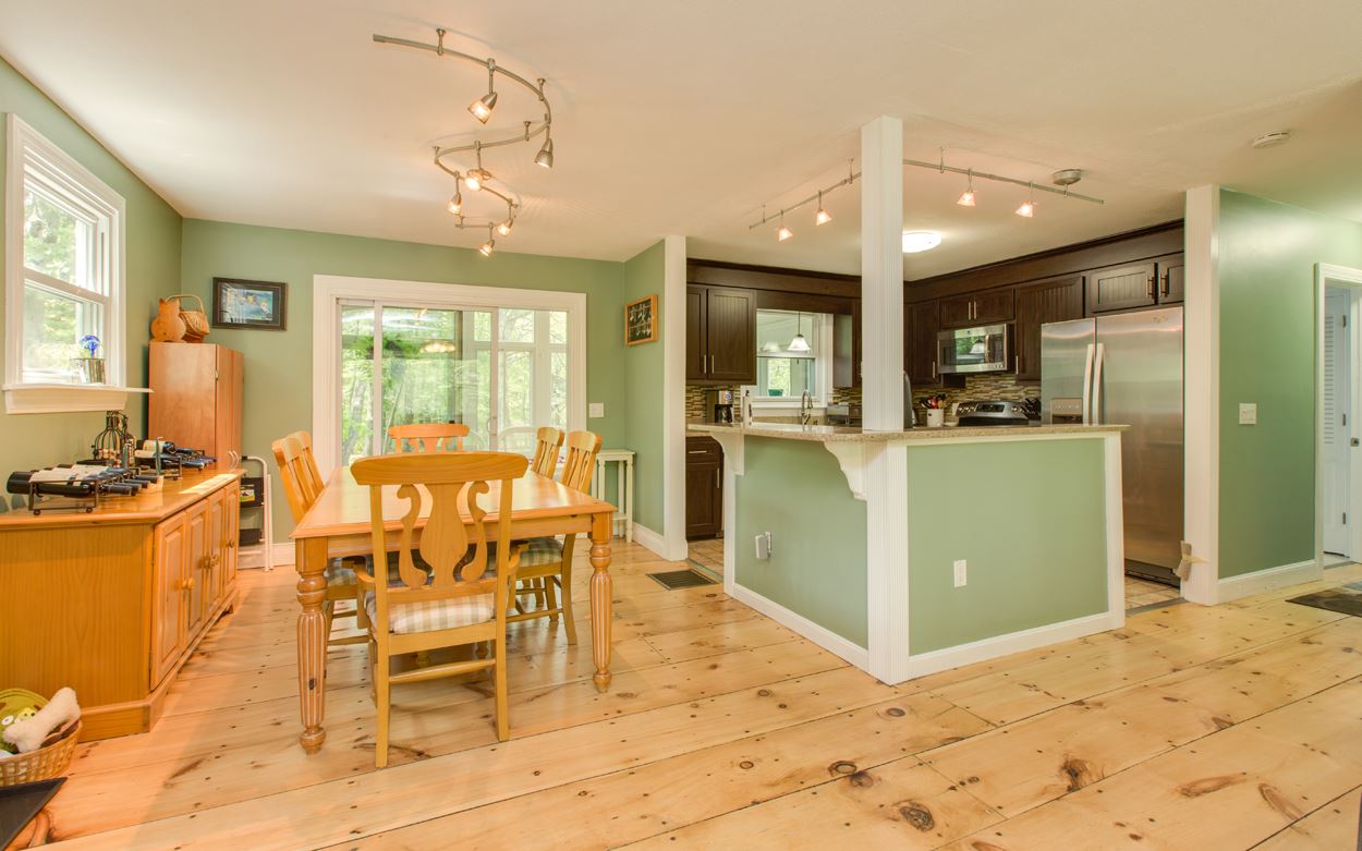 92 Walnut Hill Road Derry, NH 03038 - Photo 12 of 37