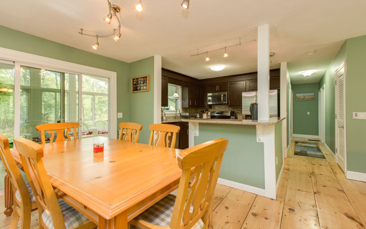 92 Walnut Hill Road Derry, NH 03038 - Photo 13 of 37