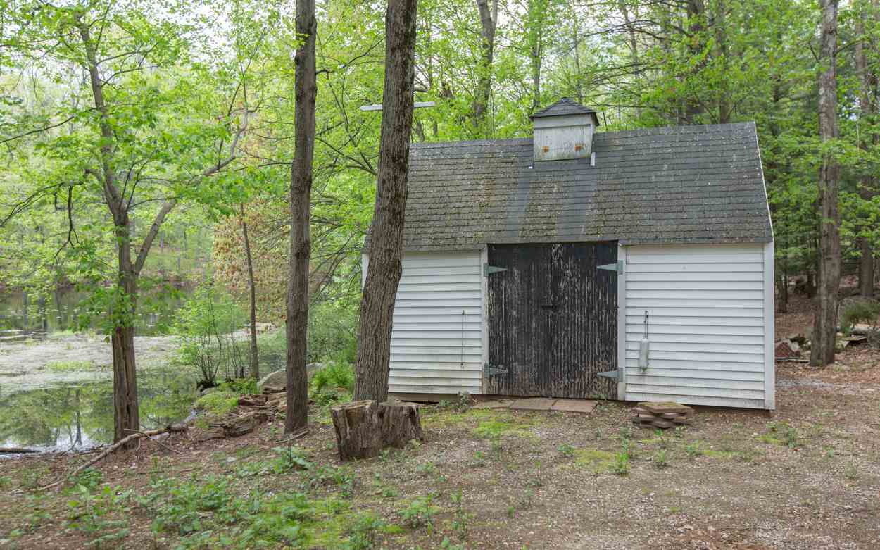 92 Walnut Hill Road Derry, NH 03038 - Photo 6 of 37