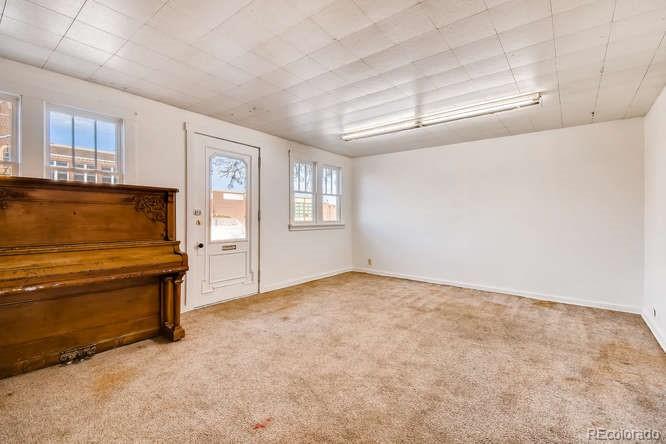 108 East Baseline Road Lafayette, CO 80026 - Photo 3 of 34