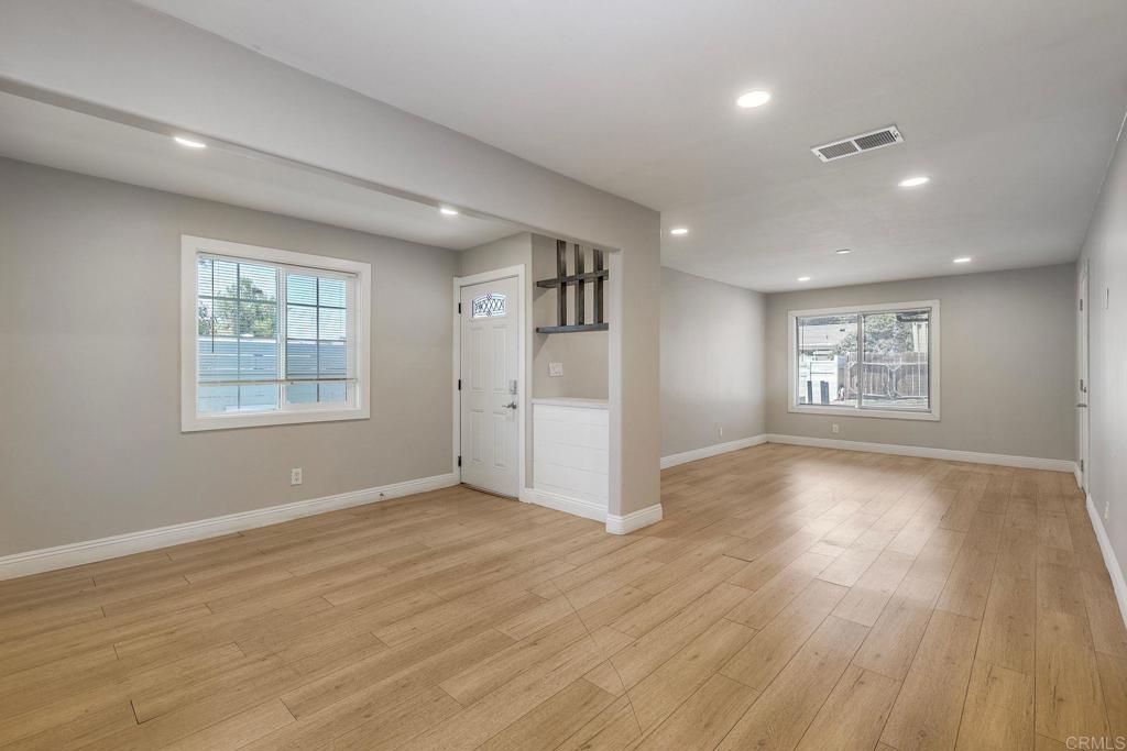 2723 Tish Court Spring Valley, CA 91977 - Photo 5 of 51