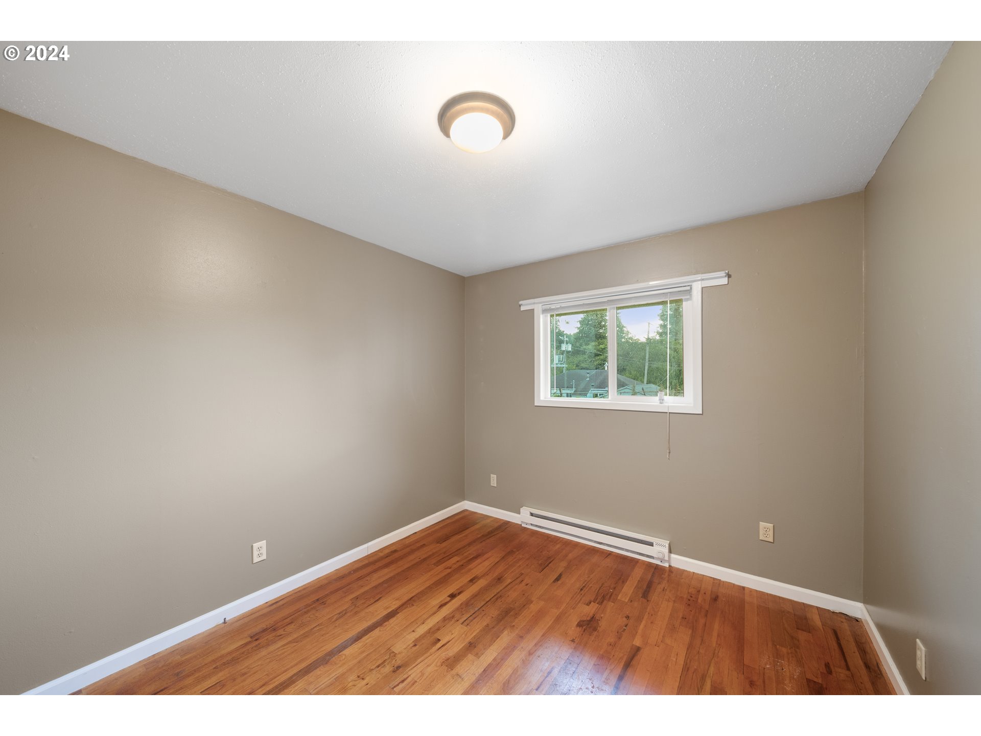 678 West Alder Place Reedsport, OR 97467 - Photo 16 of 29 Gallery Image 16