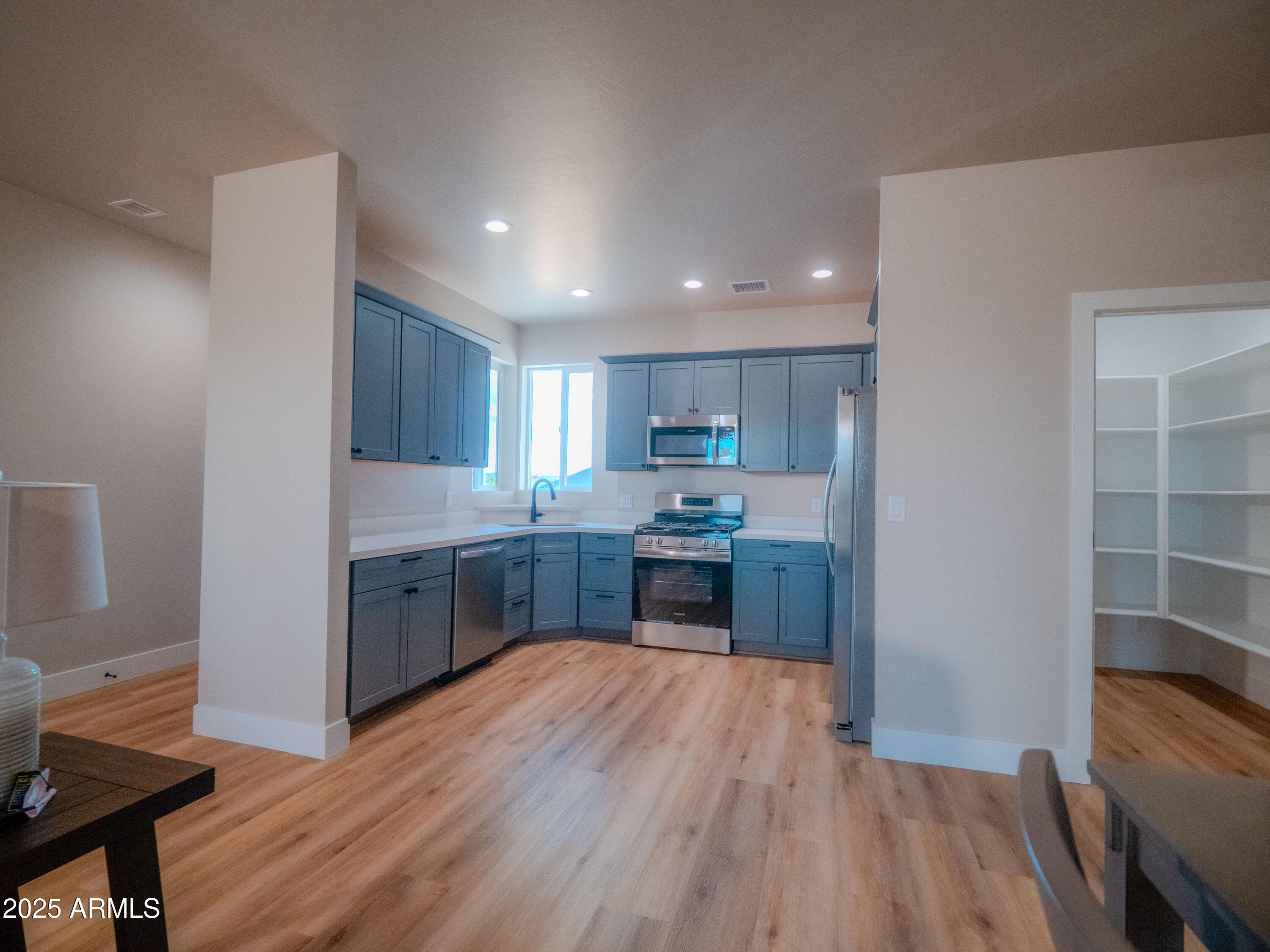 941 South Ridgeway Place Show Low, AZ 85901 - Photo 6 of 67 _1233524-HDR-1