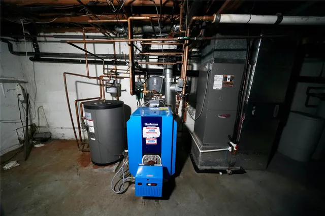 $589,000 | 38 Buena Vista Terrace, Central Valley, NY 10917