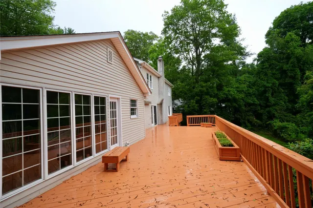 $589,000 | 38 Buena Vista Terrace, Central Valley, NY 10917