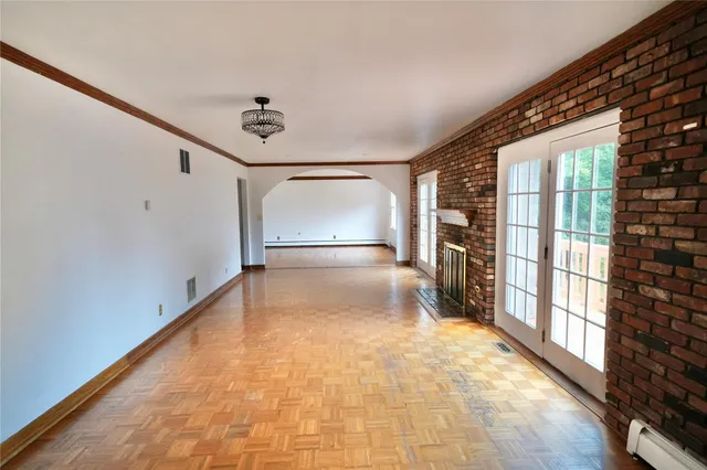 $589,000 | 38 Buena Vista Terrace, Central Valley, NY 10917