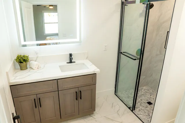 $789,000 | 827 North McCall Avenue, Sanger, CA 93657