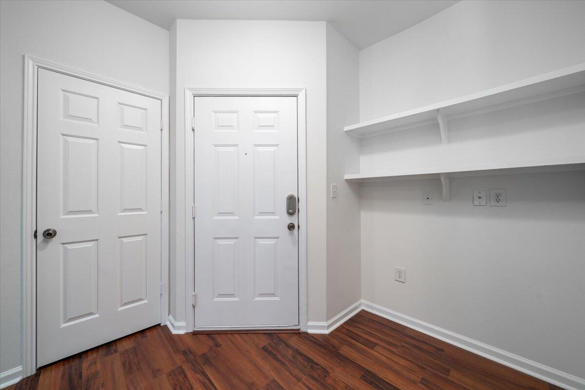 1932 Chatelain Way Mount Pleasant, SC 29464 - Photo 5 of 26 19-1832Chatelain_019