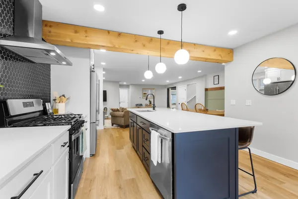 $465,000 | 4516 Lakeview Avenue, McFarland, WI 53558