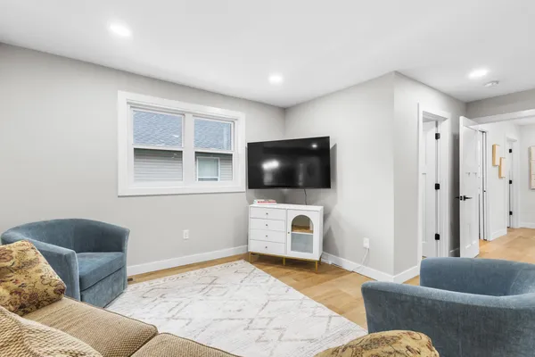 $465,000 | 4516 Lakeview Avenue, McFarland, WI 53558