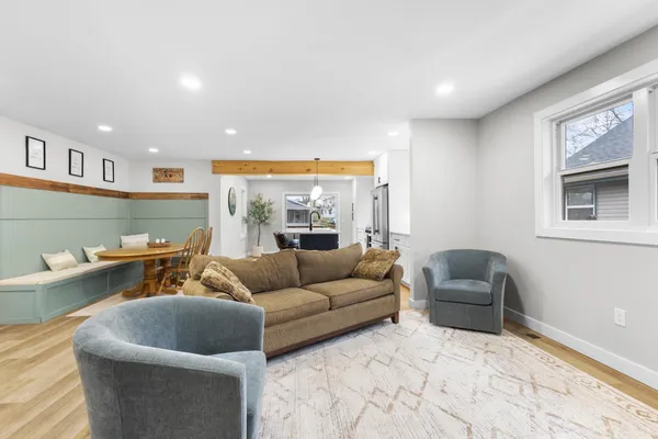 $465,000 | 4516 Lakeview Avenue, McFarland, WI 53558