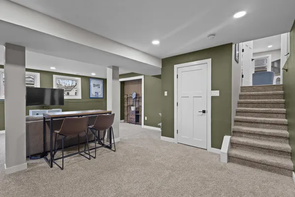 $465,000 | 4516 Lakeview Avenue, McFarland, WI 53558