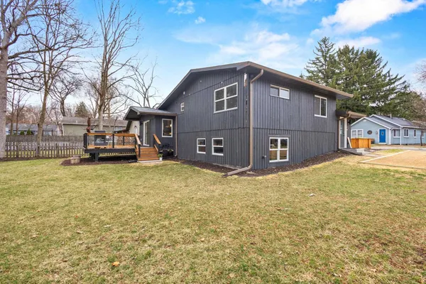 $465,000 | 4516 Lakeview Avenue, McFarland, WI 53558