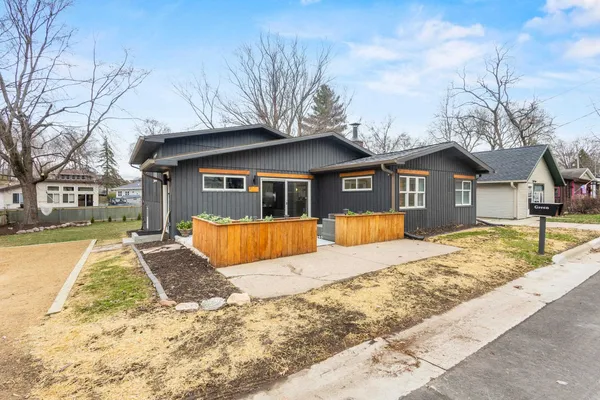 $465,000 | 4516 Lakeview Avenue, McFarland, WI 53558