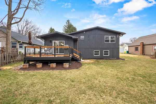 $465,000 | 4516 Lakeview Avenue, McFarland, WI 53558