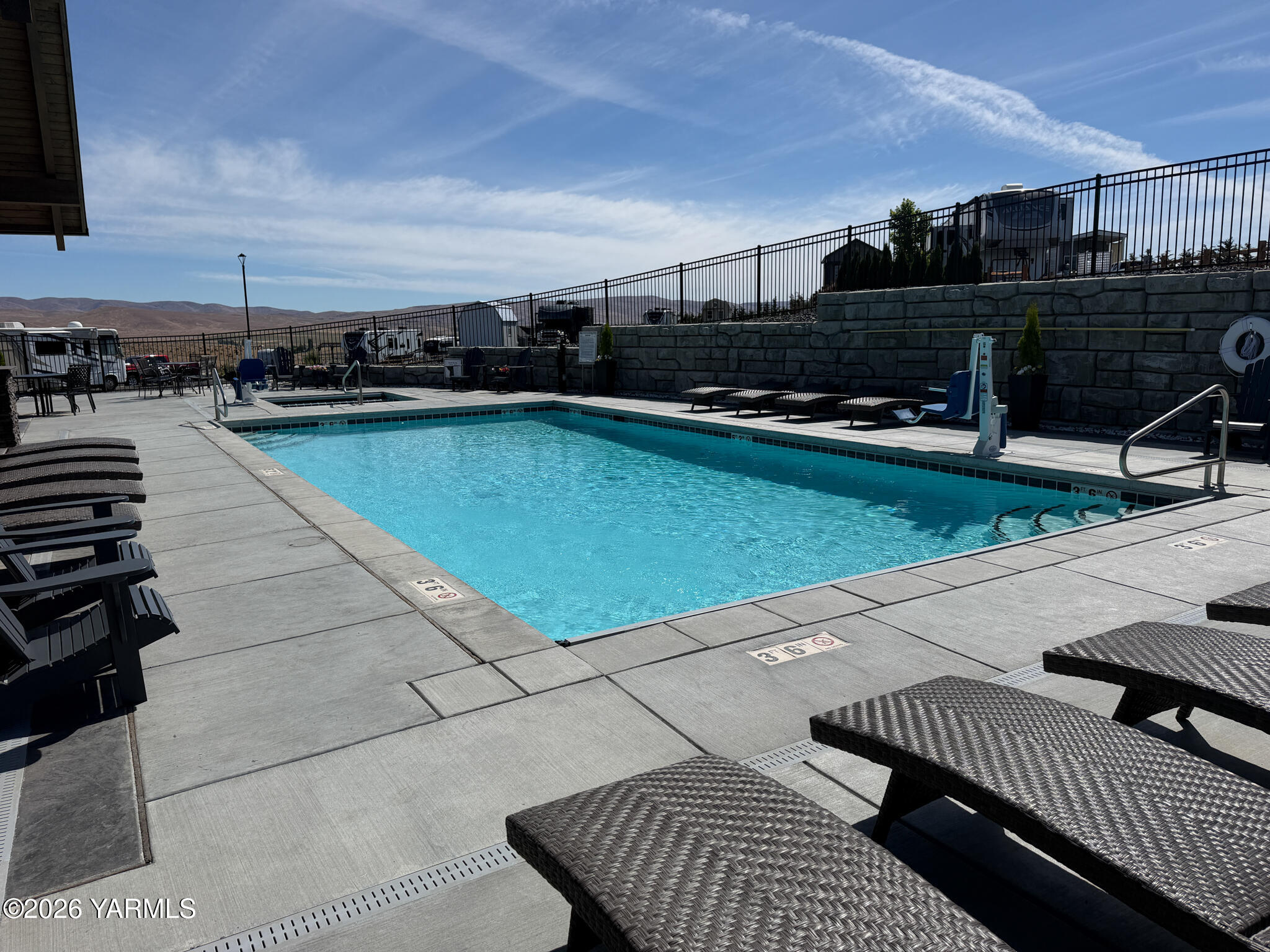 1769 Naches Wenas Road, Unit 108 Selah, WA 98942 - Photo 9 of 10 9. Pool