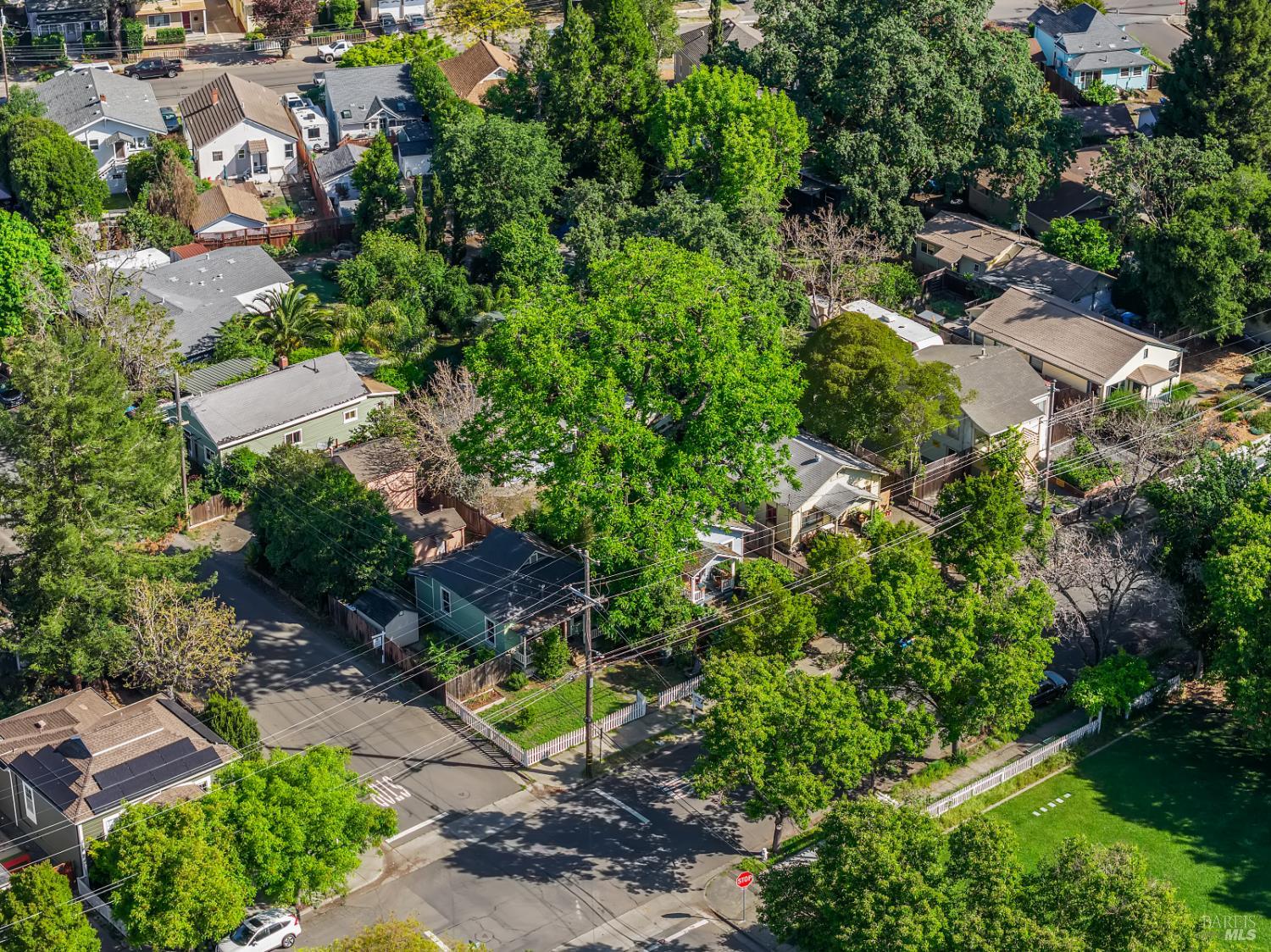 227 Hewett Street Santa Rosa, CA 95401 - Photo 72 of 73