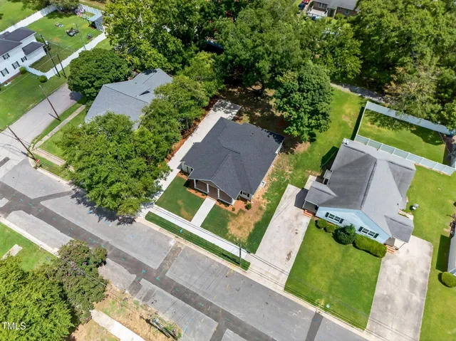 $331,000 | 605 South Layton Avenue, Dunn, NC 28334