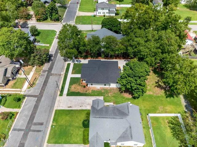 $331,000 | 605 South Layton Avenue, Dunn, NC 28334