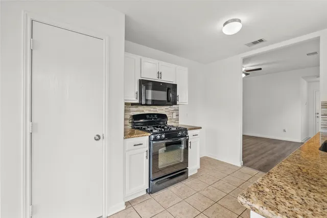 $265,000 | 11007 View Pointe Lane, Houston, TX 77034