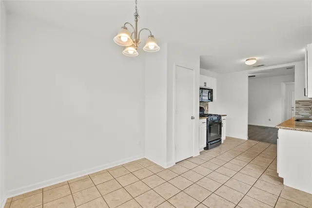 $265,000 | 11007 View Pointe Lane, Houston, TX 77034