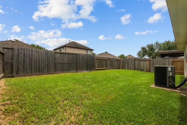 $265,000 | 11007 View Pointe Lane, Houston, TX 77034
