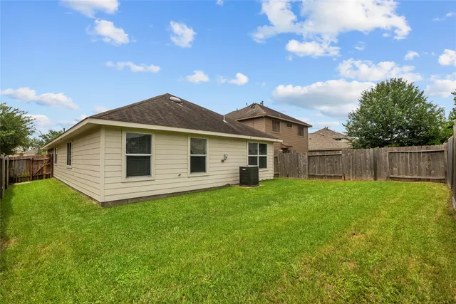 $265,000 | 11007 View Pointe Lane, Houston, TX 77034