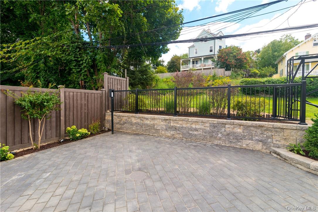 86 Main Street, Unit 3 Dobbs Ferry, NY 10522 - Photo 19 of 24