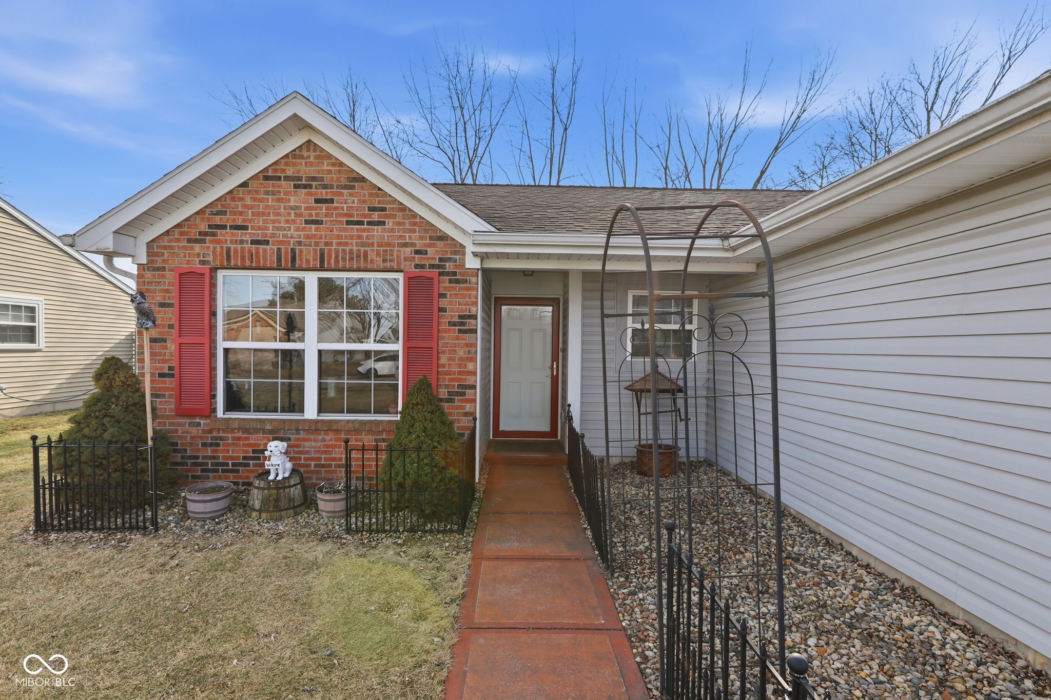 1217 Squirrel Ridge Road Anderson, IN 46013 - Photo 2 of 22
