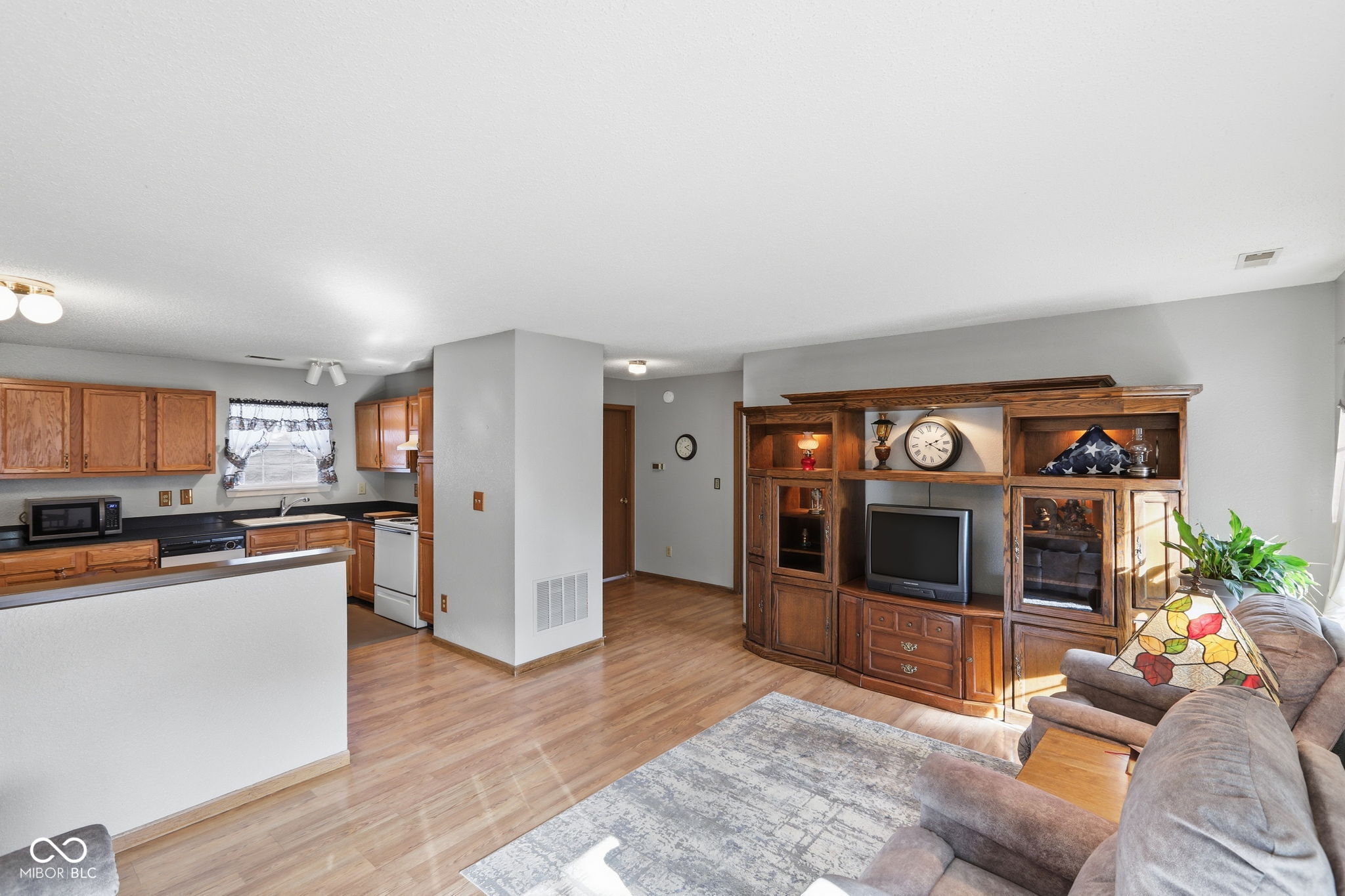 1217 Squirrel Ridge Road Anderson, IN 46013 - Photo 4 of 22