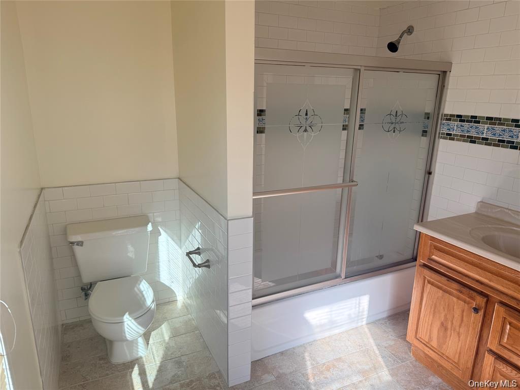 149 West Kingsbridge Road, Unit 2 Mount Vernon, NY 10550 - Photo 34 of 34
